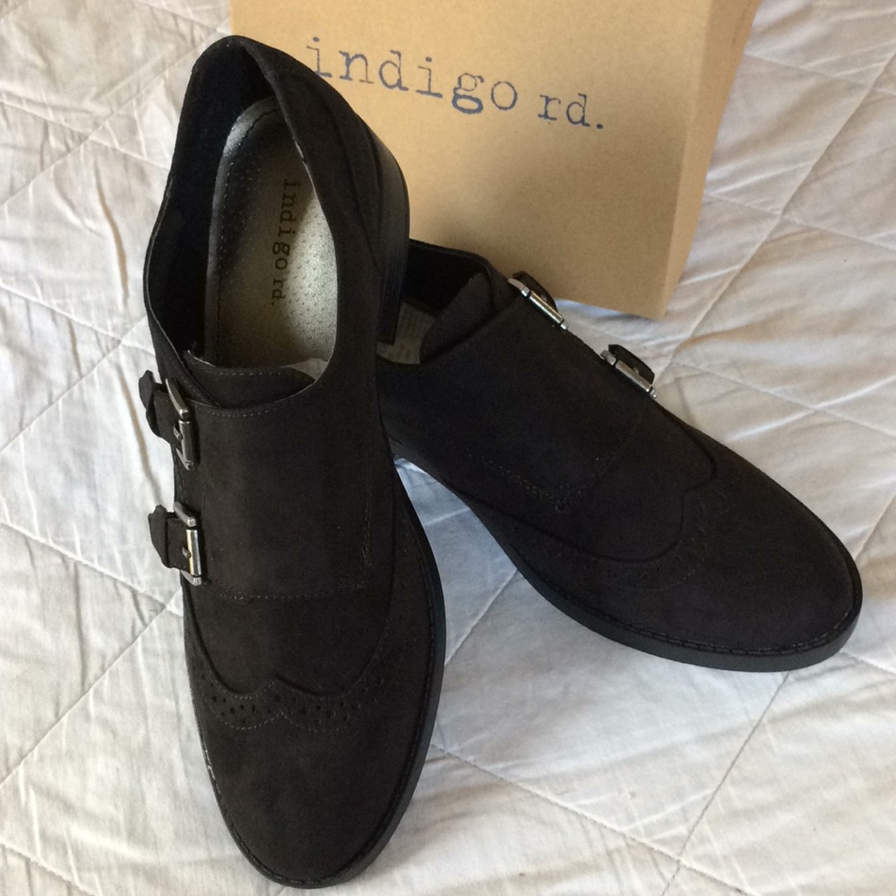 Women’s black shoes. Indigo Rd. Size 8.5.